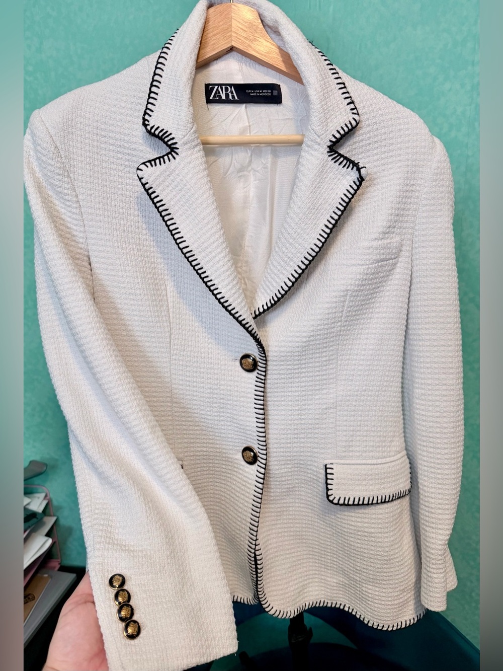 ✨🤍ZARA WOMAN CONTRAST TRIM SEAMED STRAIGHT CUT BLAZER